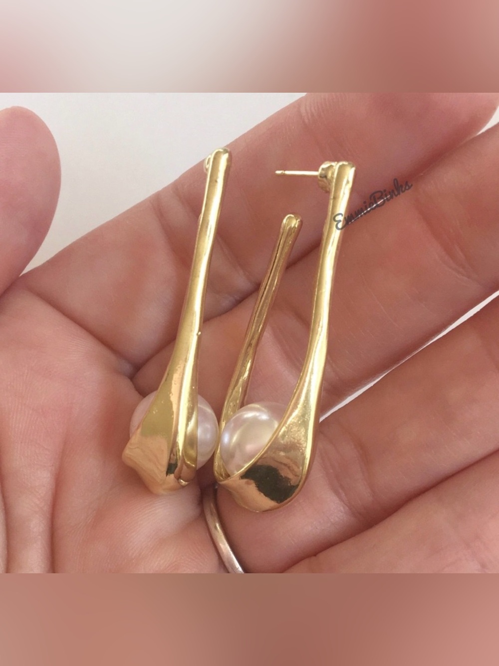 New Anthropologie Pearl Vintage Hoop Earrings - Picture 12 of 16